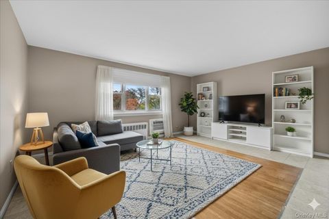 8935 155th Ave Unit 3M, Howard Beach, NY 11414 - MLS#: 940068