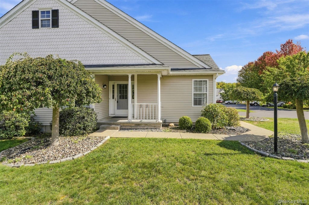 Photo of 60 Tee Lane, Red Hook, NY 12571 (MLS # 1056888)