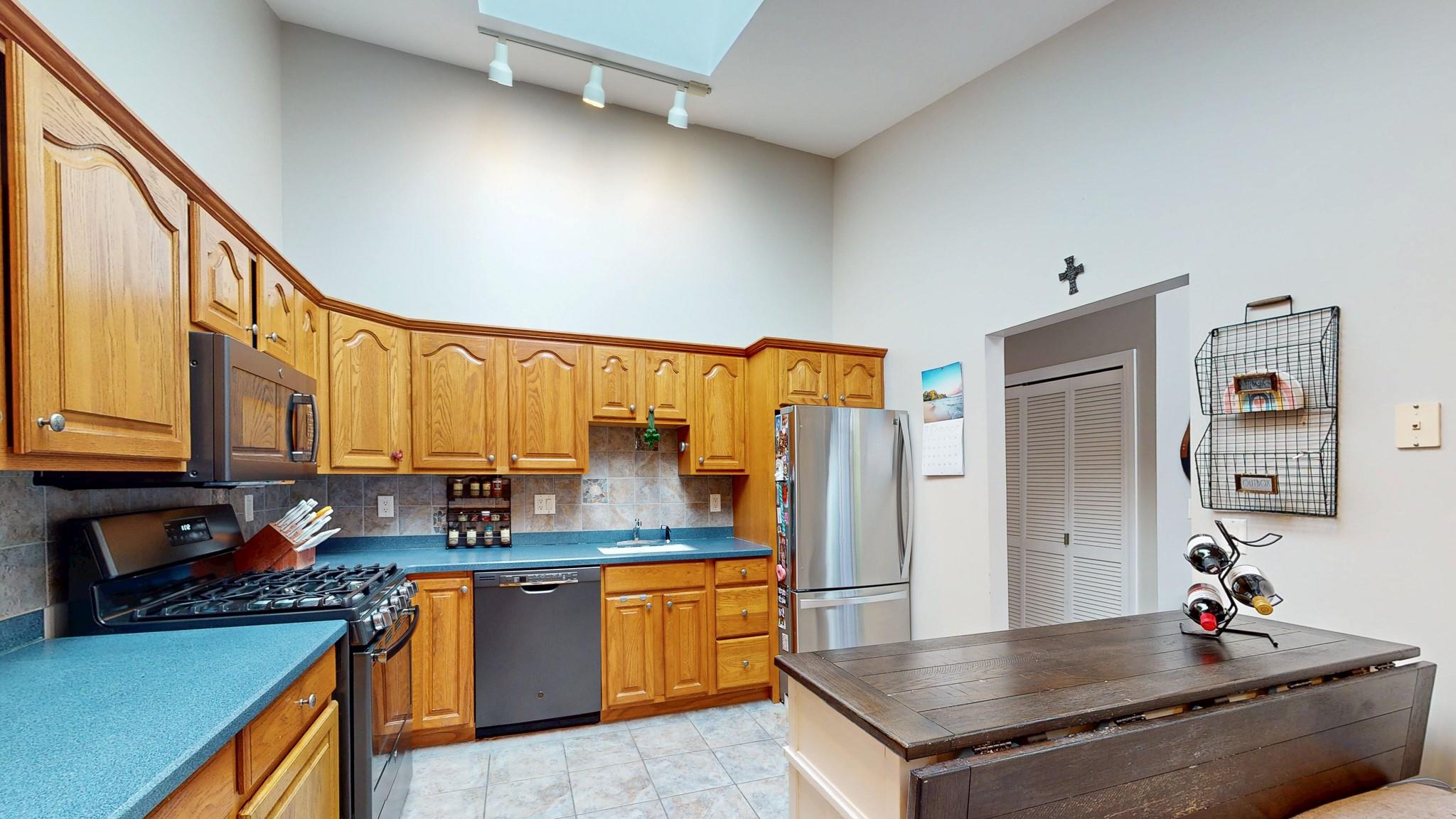 235 Panorama Court, Poughkeepsie, New York image 8