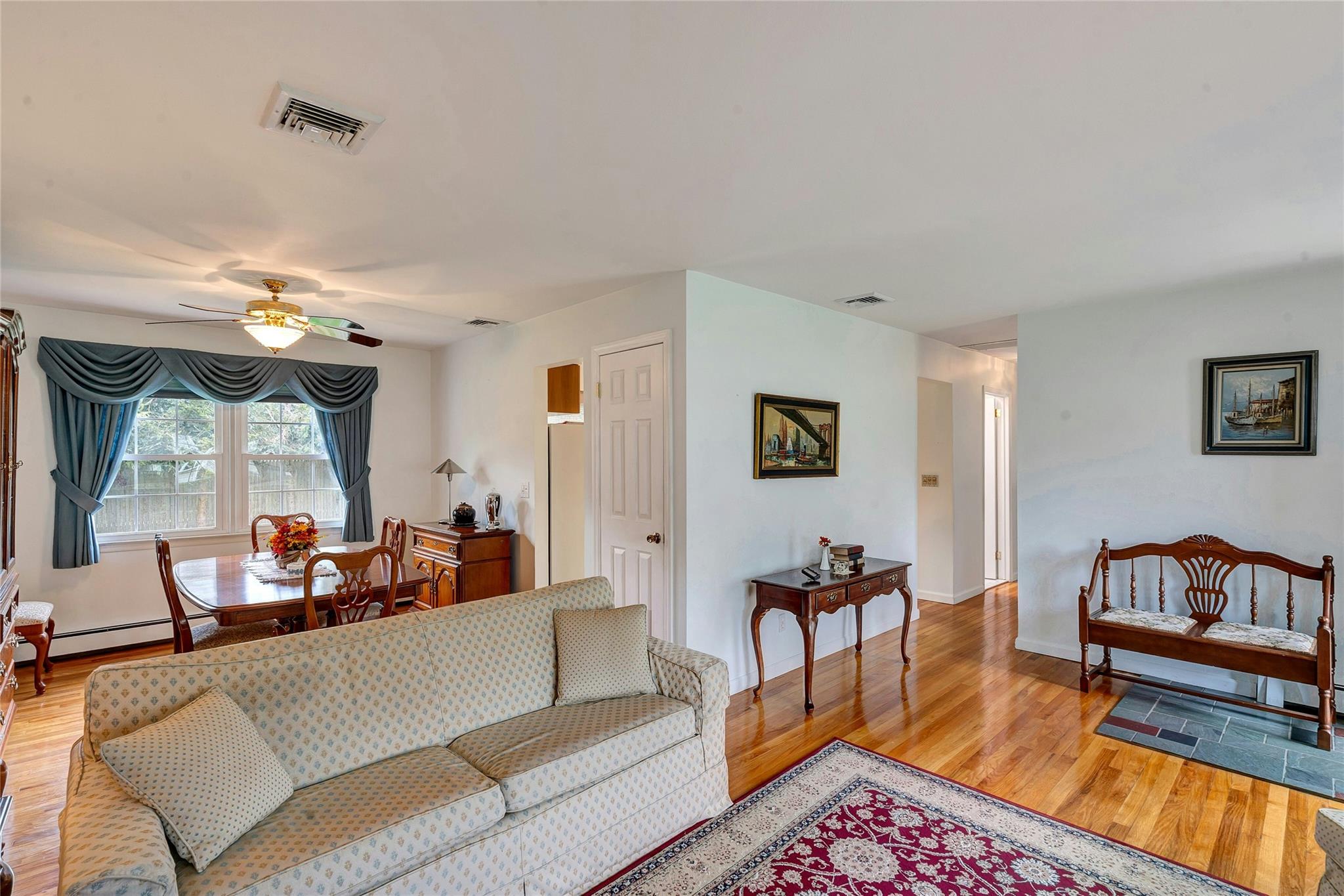 82 Lillian Road, Nesconset, New York image 6