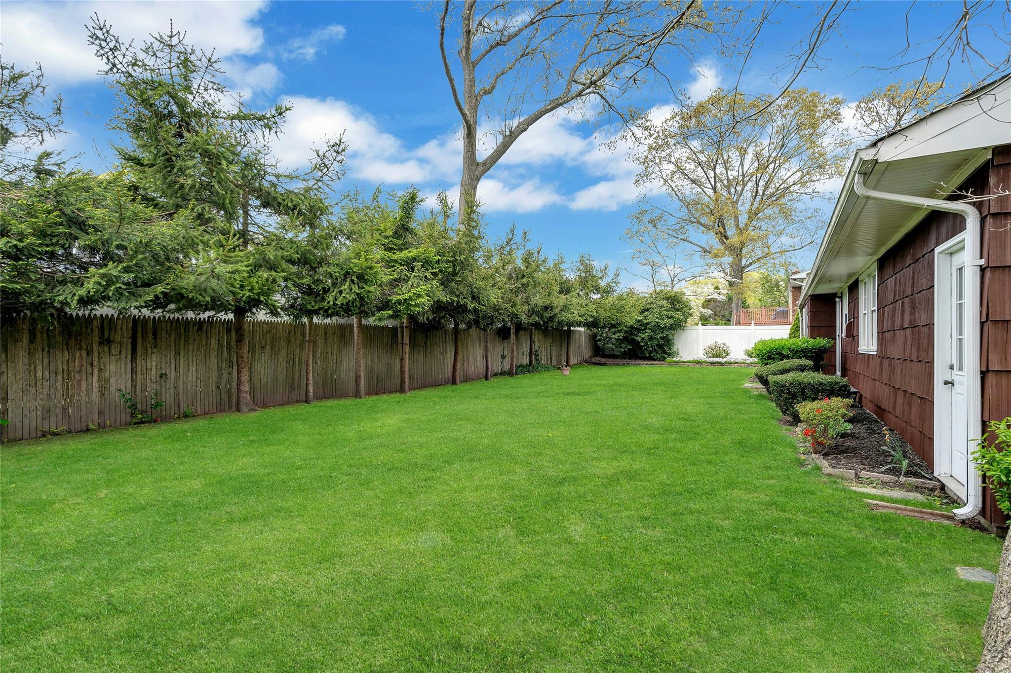 82 Lillian Road, Nesconset, New York image 24