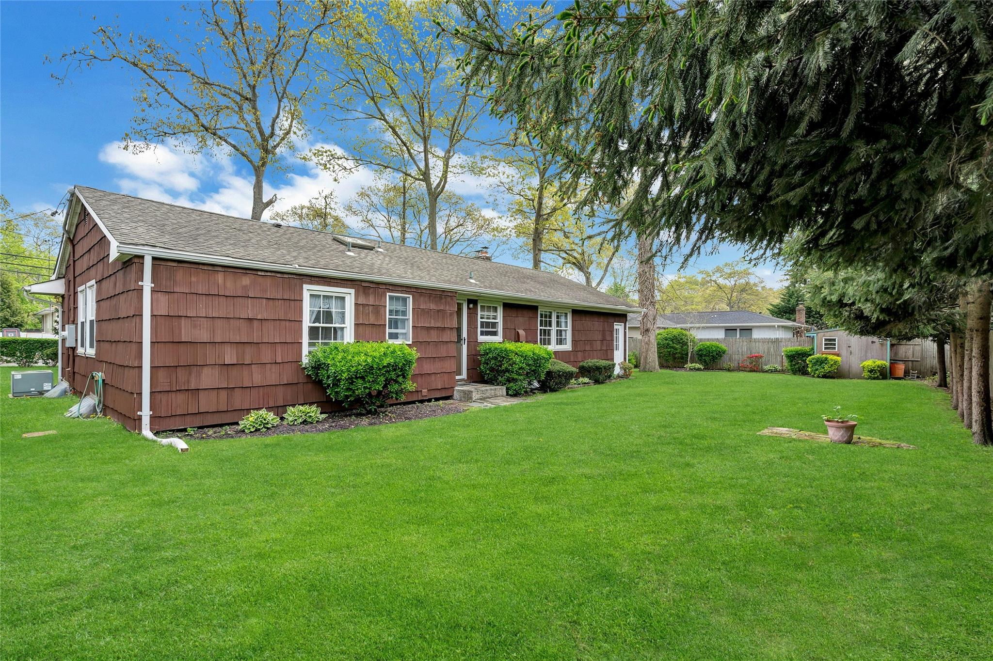 82 Lillian Road, Nesconset, New York image 21