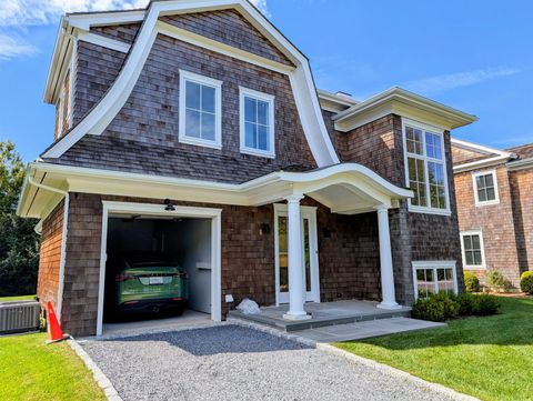 6 Crystal Mews Lane East Hampton NY 11937