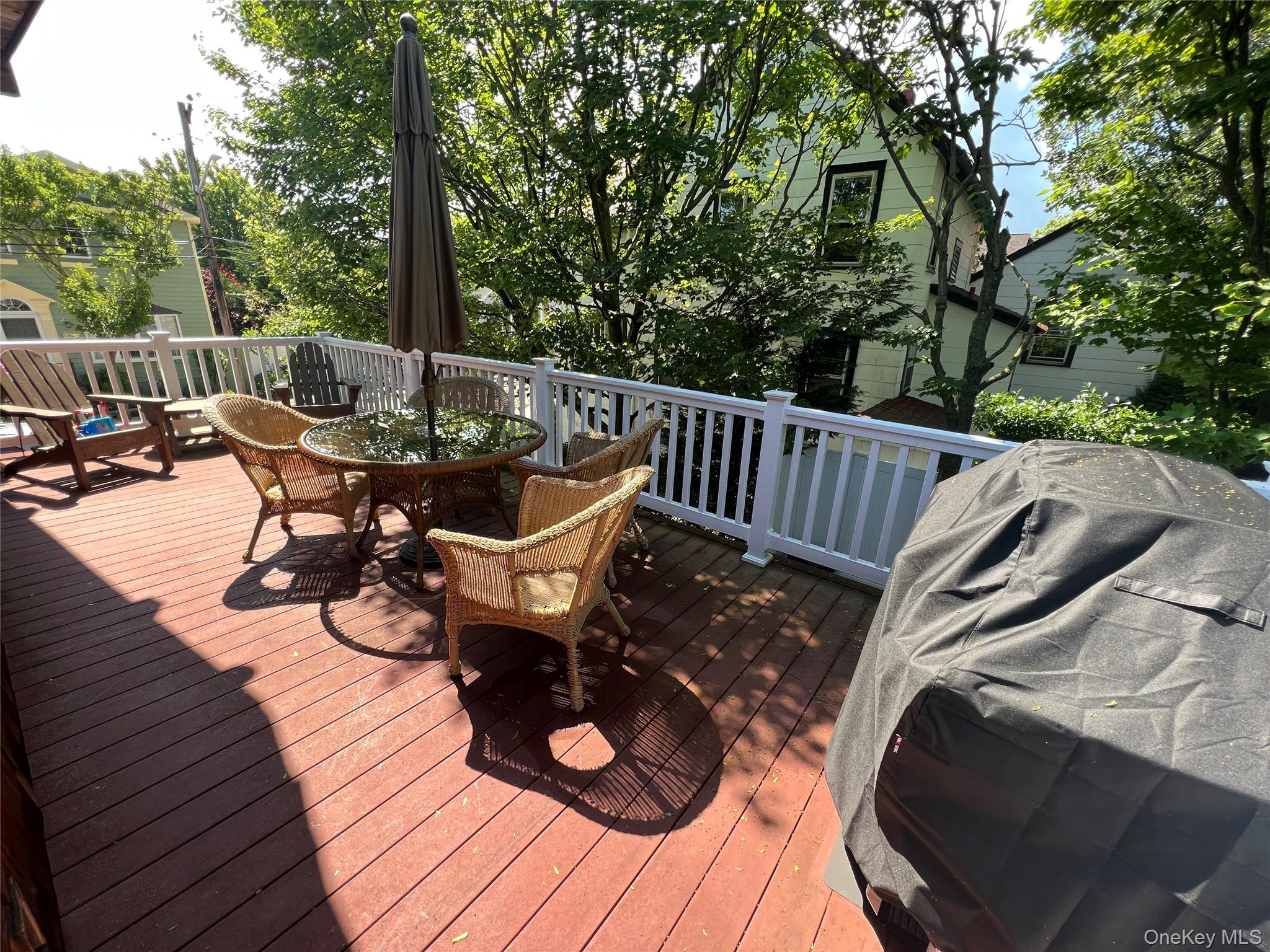 71 Garden City Avenue
