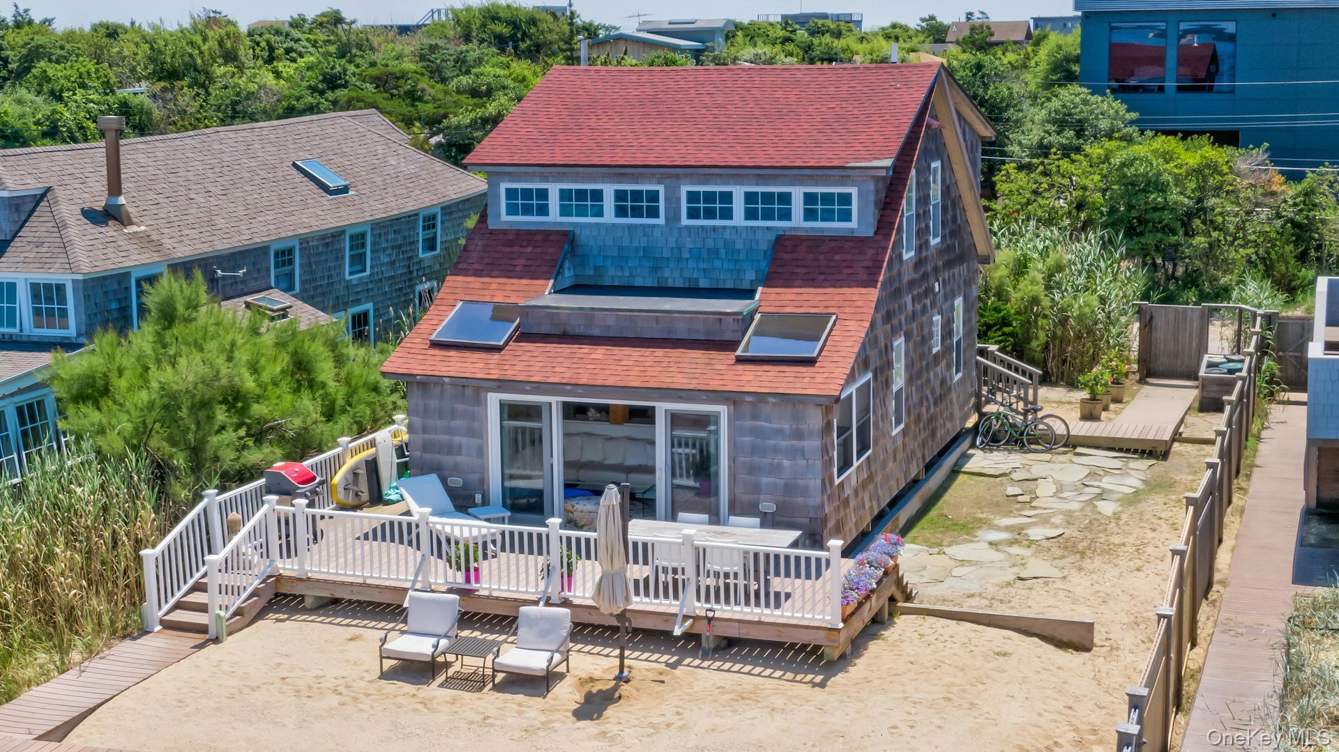 29 E Bayview Avenue