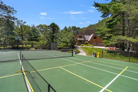 Homes For Rent - 643 Stephen Hands Path<br/> Suffolk County, East Hampton, NY 11937