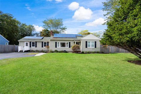 Photo of 276 Bay Avenue, Patchogue, NY 11772 (MLS # 924549)