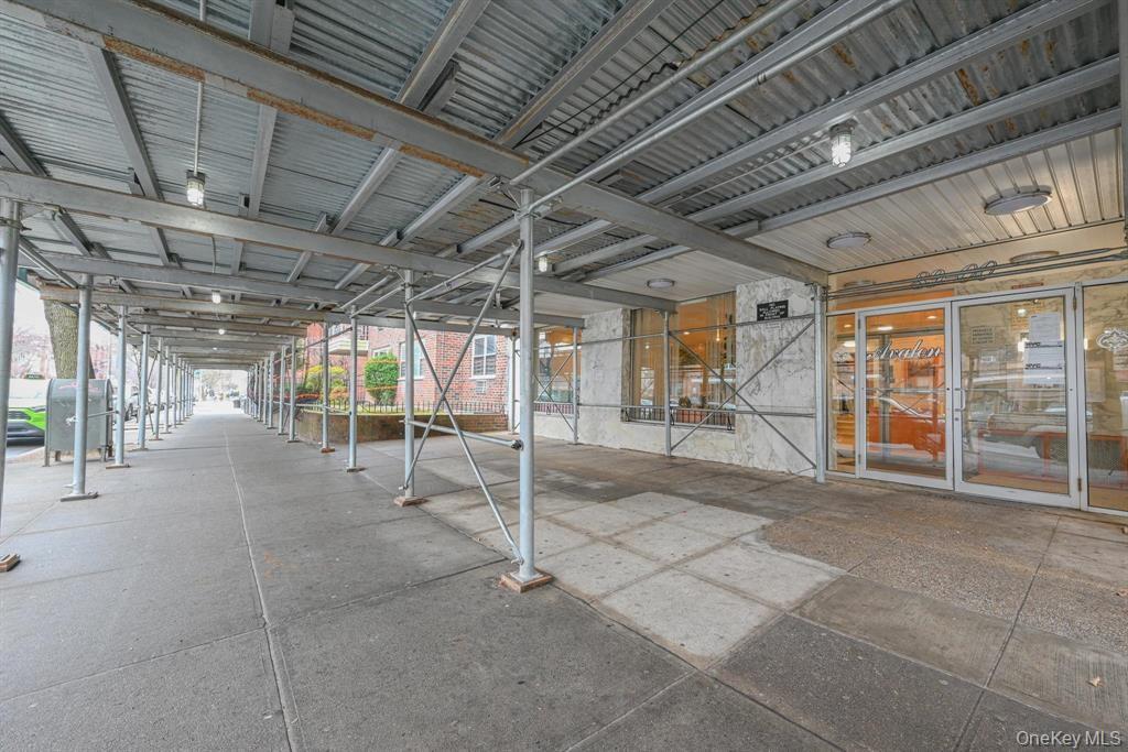 89-00 170th Street 10M