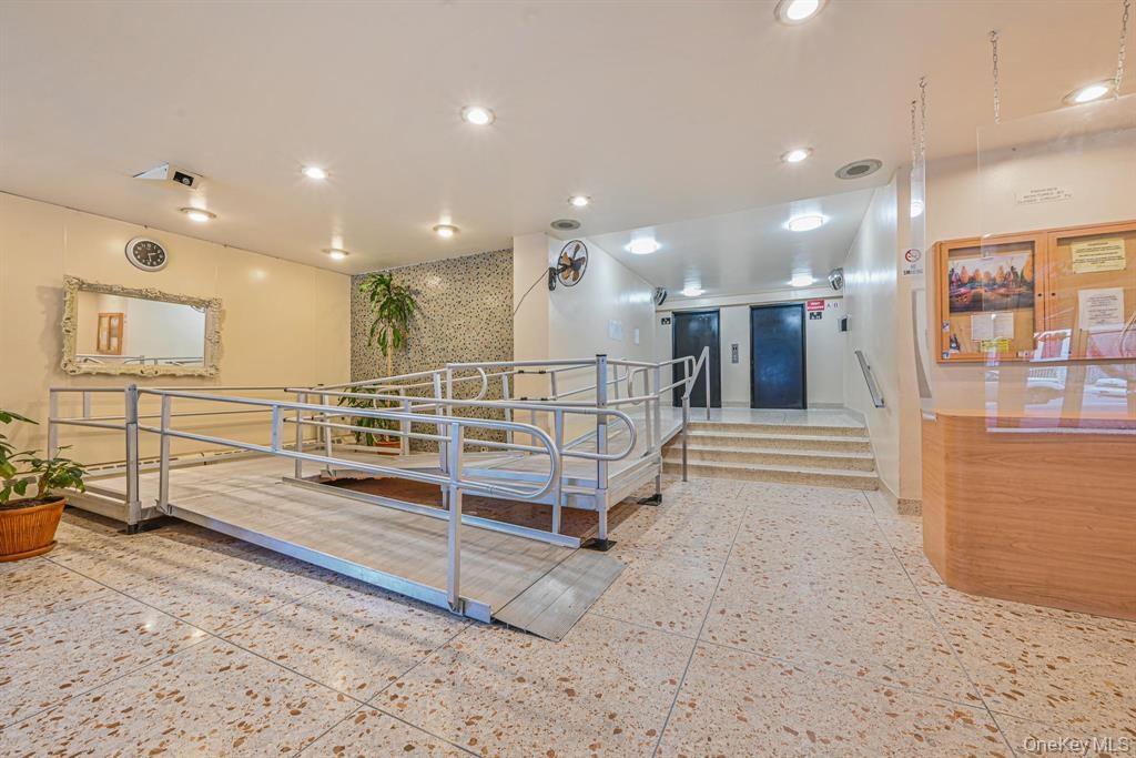 89-00 170th Street 10M