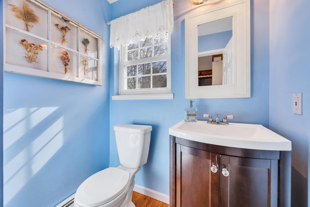 335 Tyler Avenue, Miller Place, New York image 10