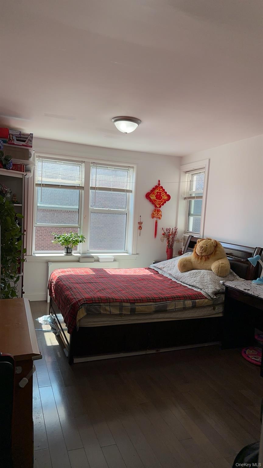 4240 Bowne Street 5C