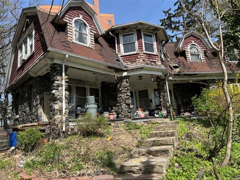 76 Pintard Avenue, New Rochelle, NY 10801 - #: 845187