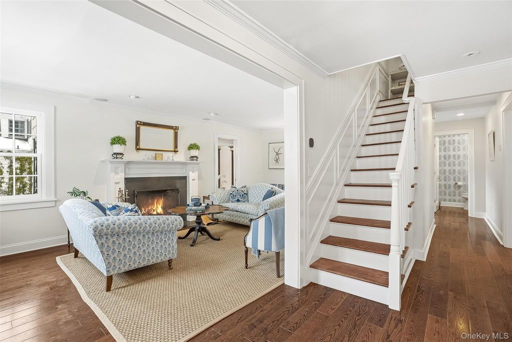 Photo of 6 Pine Lane, Rye, NY 10580 (MLS # 959955)