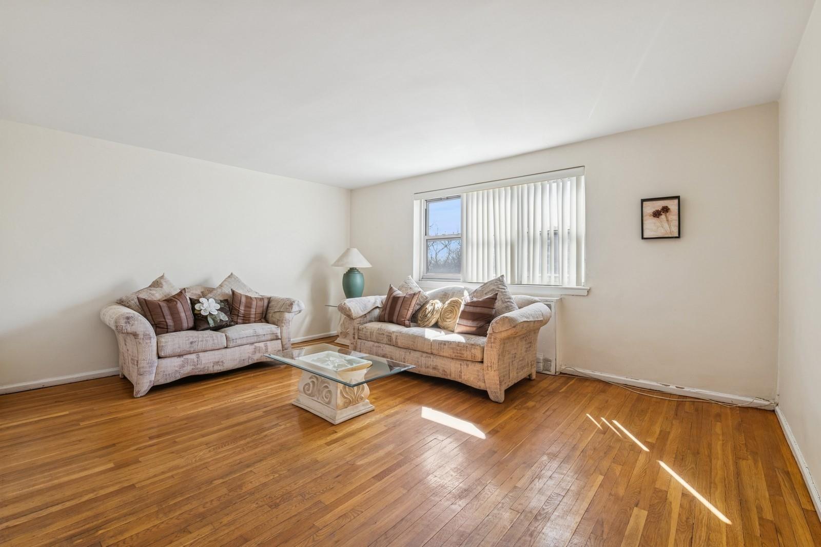 153-25 88 Street #4N, Howard Beach, New York image 6