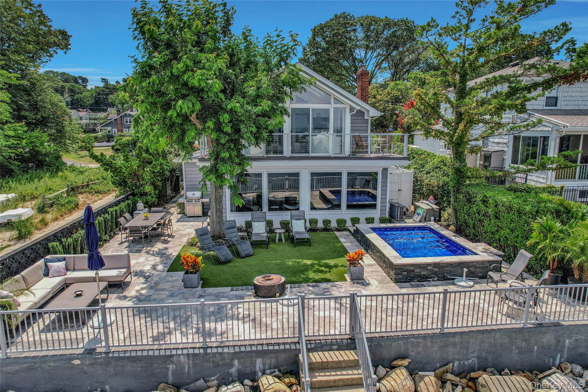27 Shore Drive