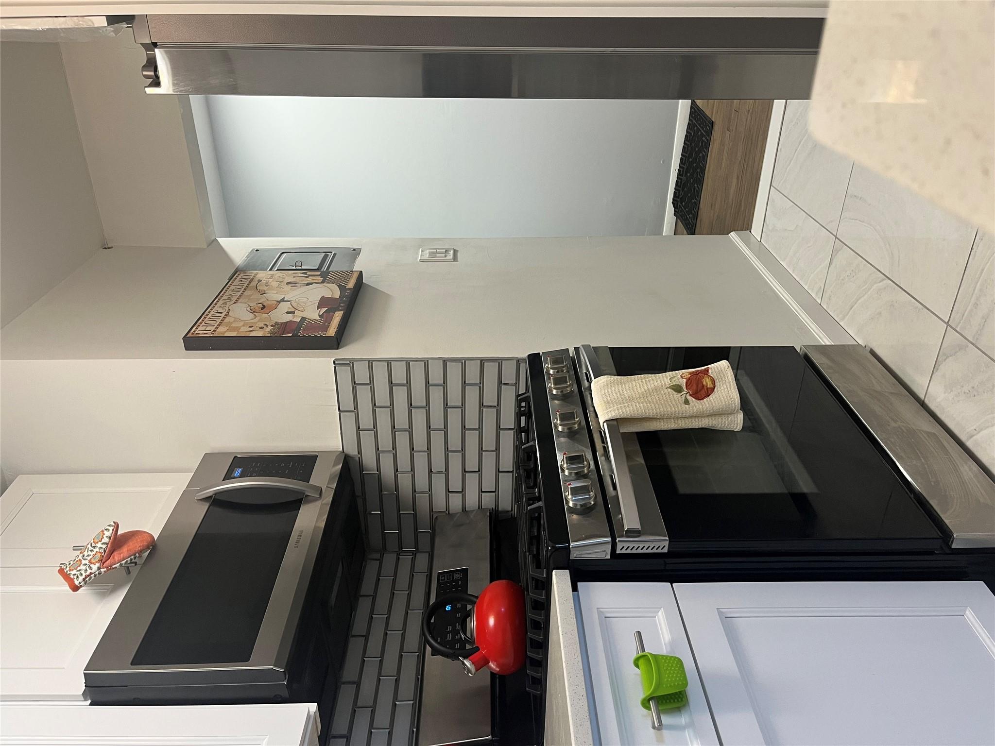 6670 79th Street #2D, Middle Village, New York image 5