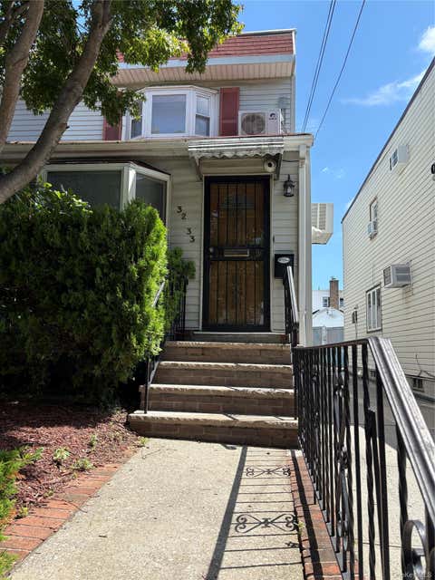 Homes For Rent - 3233 200 Street<br/> Bayside, NY 11361