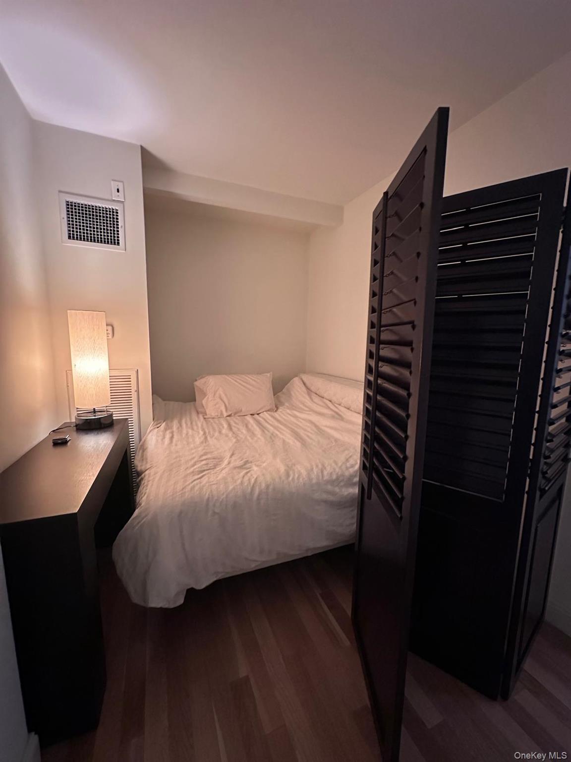 88 Greenwich Street 1122