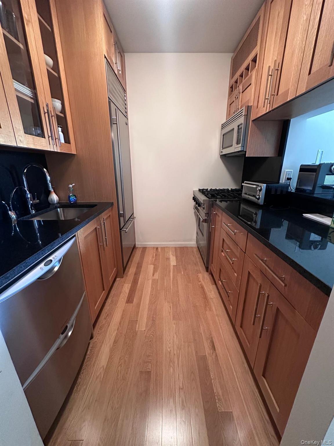 88 Greenwich Street 1122