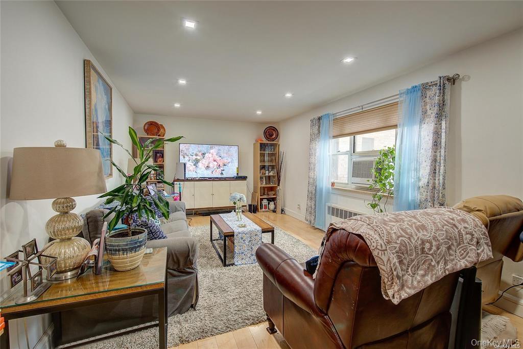 2909 137th Street 2K