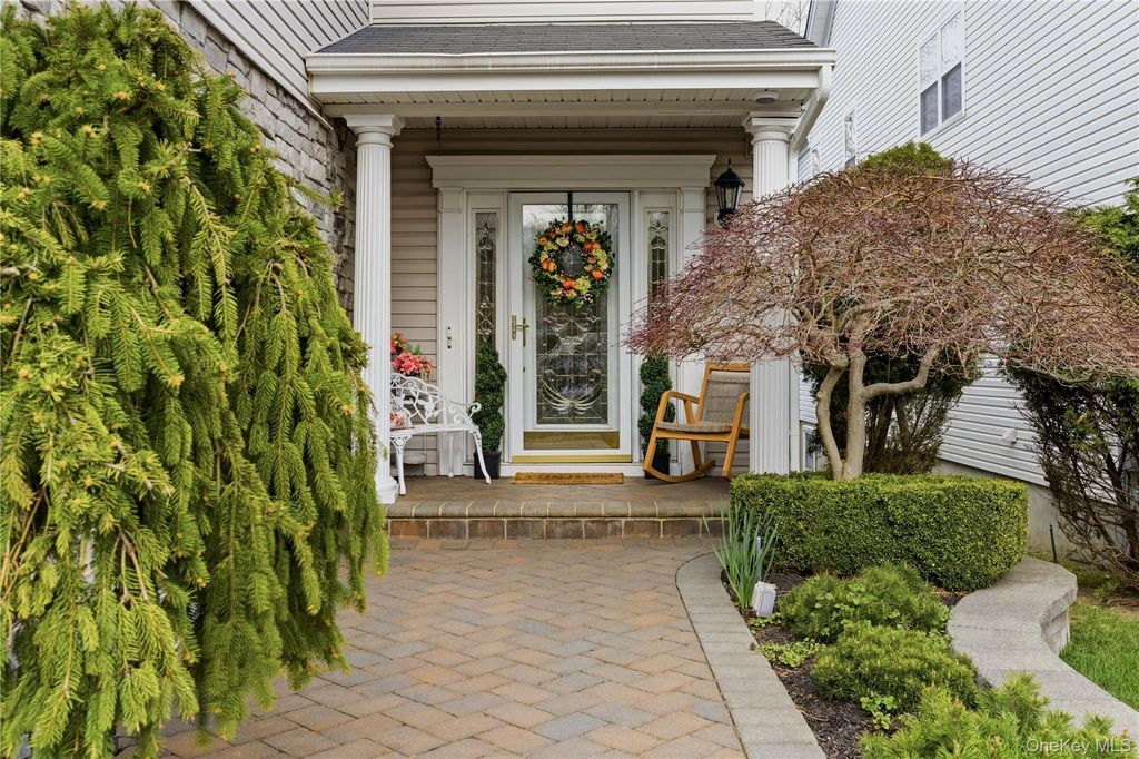 Photo of 20 Kate Circle, Middle Island, NY 11953 (MLS # 990616)