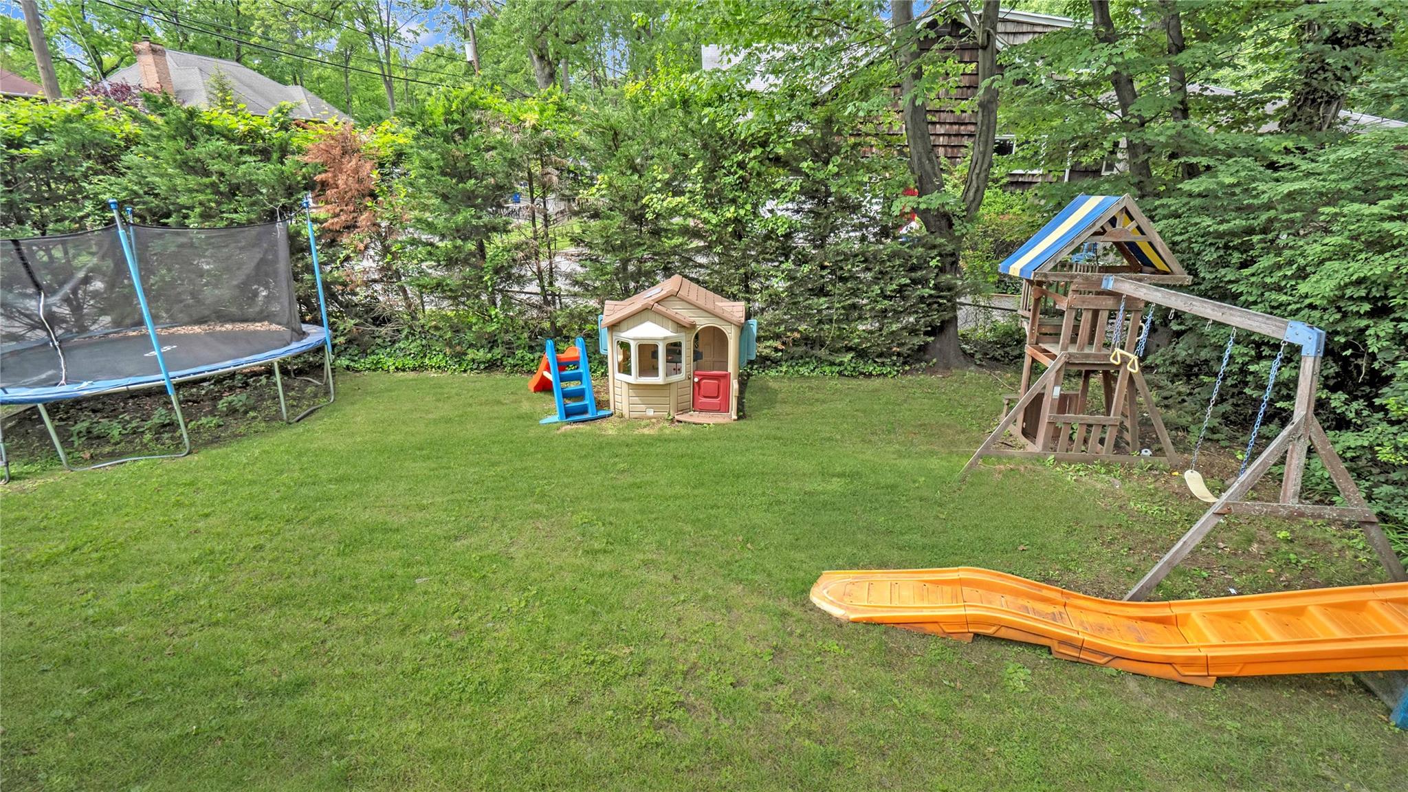 117 Croyden Avenue, Great Neck, New York image 29