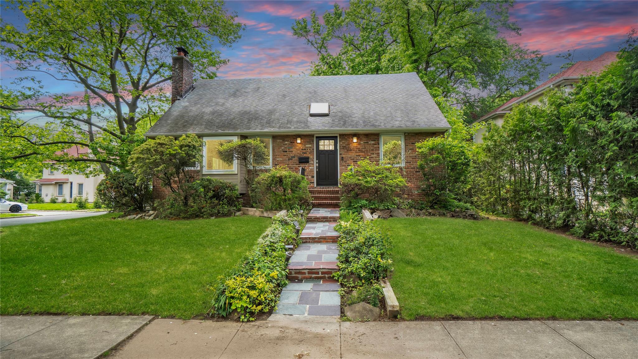 117 Croyden Avenue, Great Neck, New York image 28