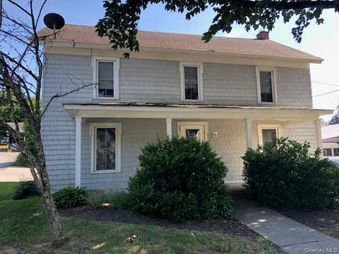 Apartment For Rent - 22 Washington Ave, 2nd Ave<br/> Millbrook, NY 12545