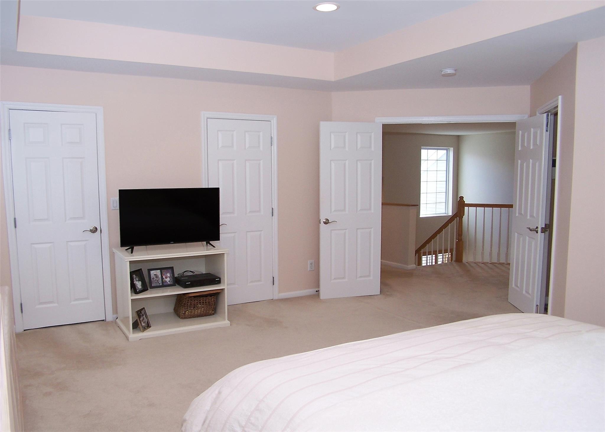 11 Arielle Court, Islandia, Florida image 20