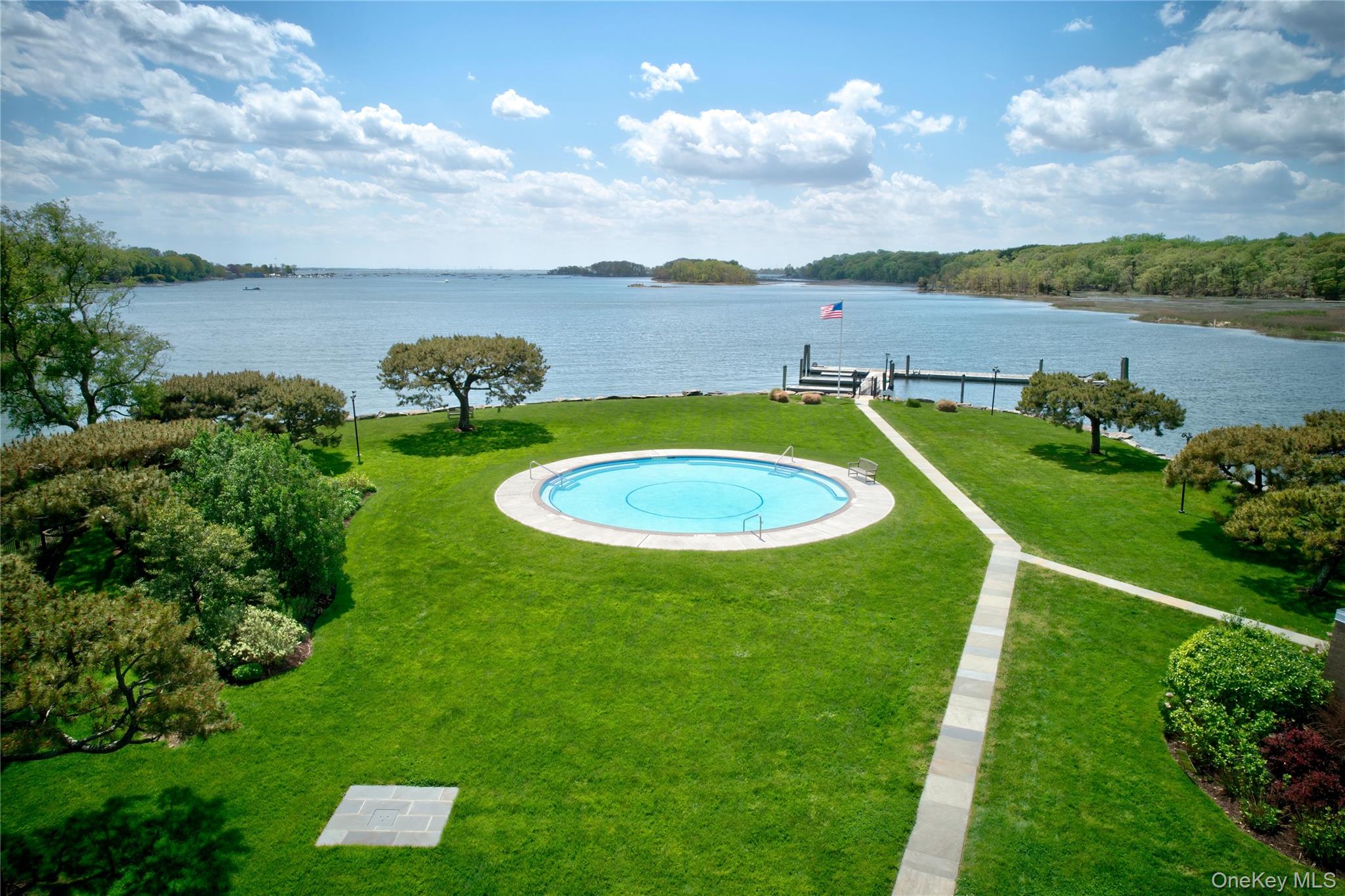 720 MILTON Road South - 3B