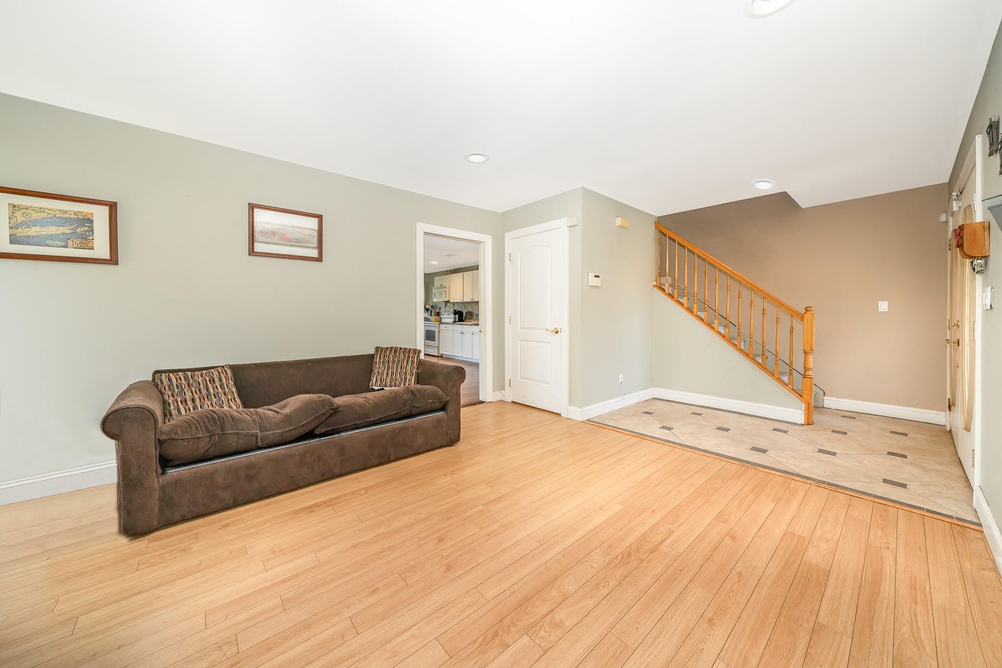 2874 Shore Road, Seaford, New York image 8