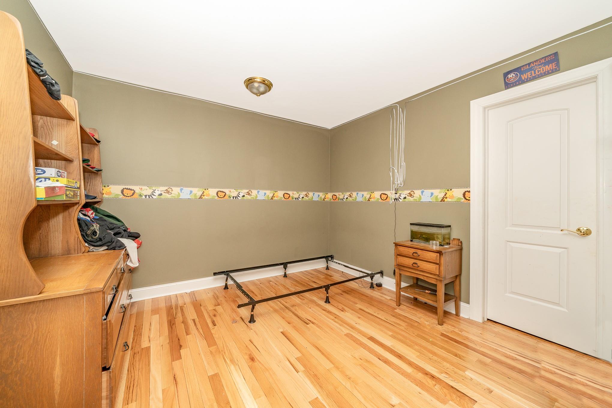 2874 Shore Road, Seaford, New York image 28
