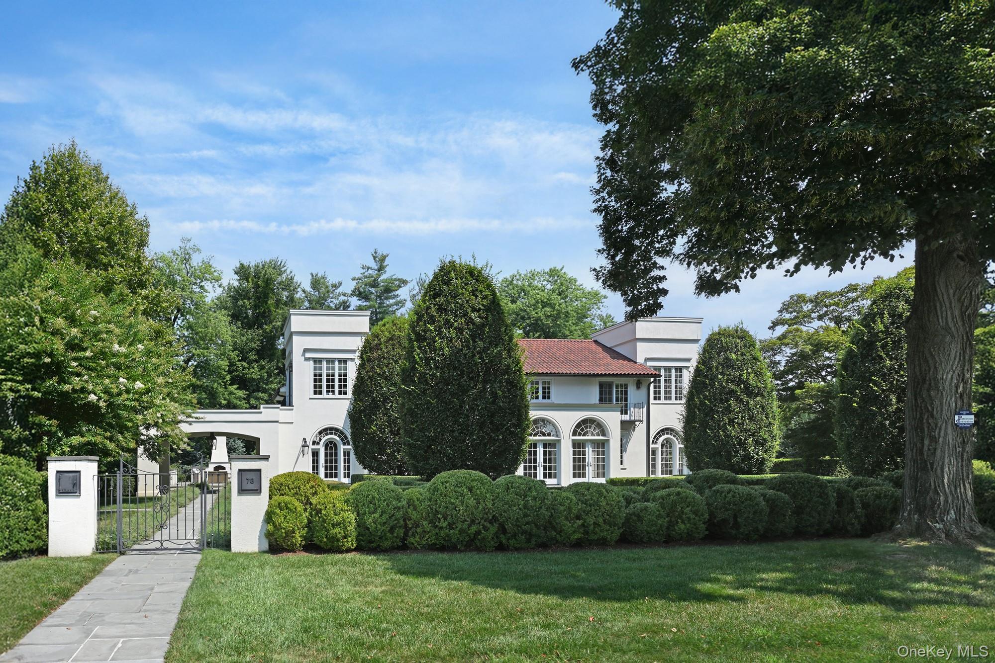 73 Park Drive S