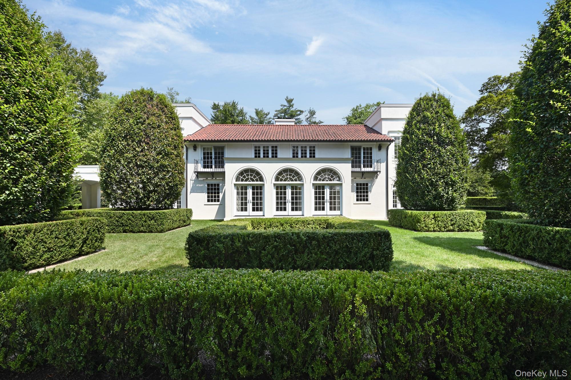 73 Park Drive S