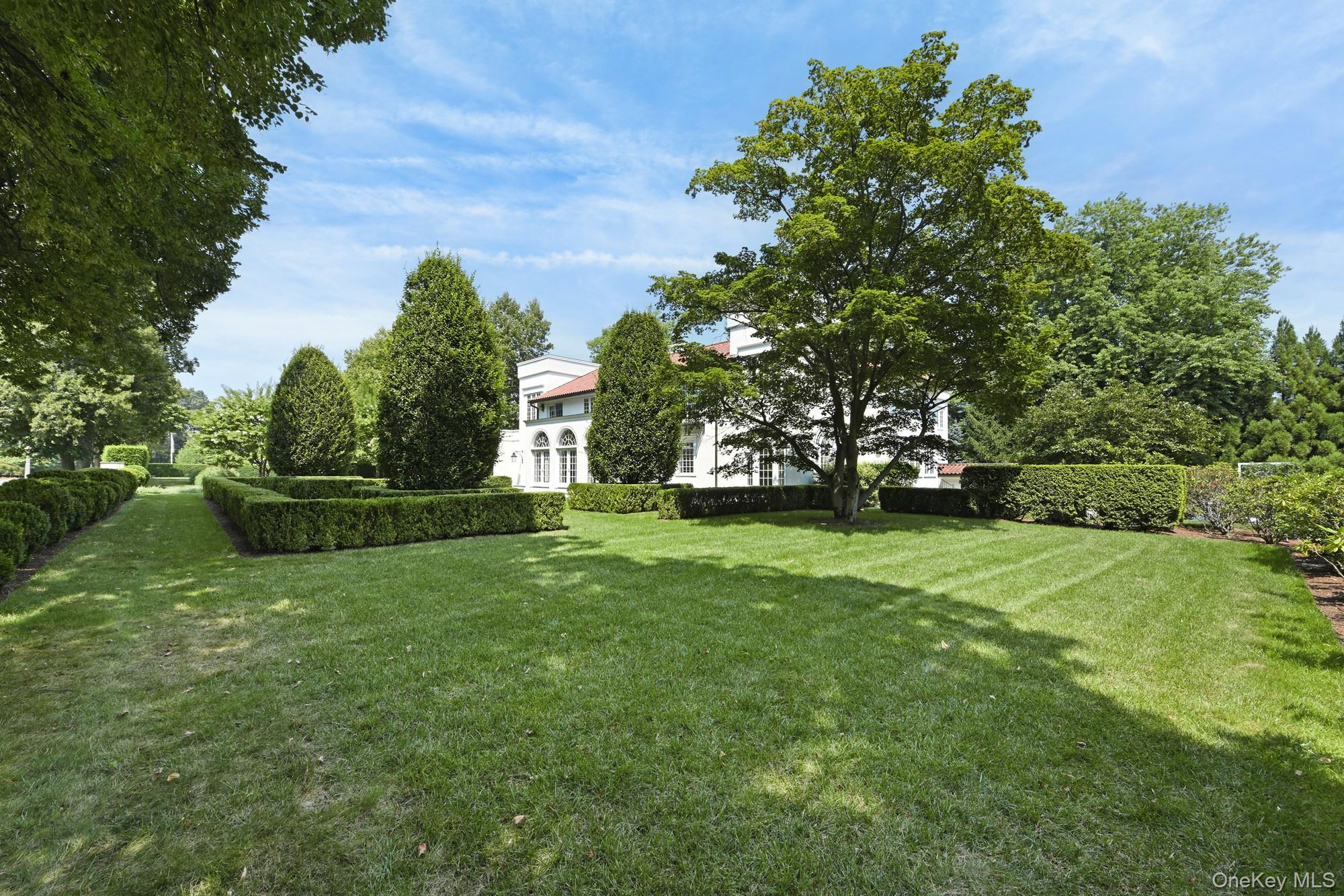 73 Park Drive S