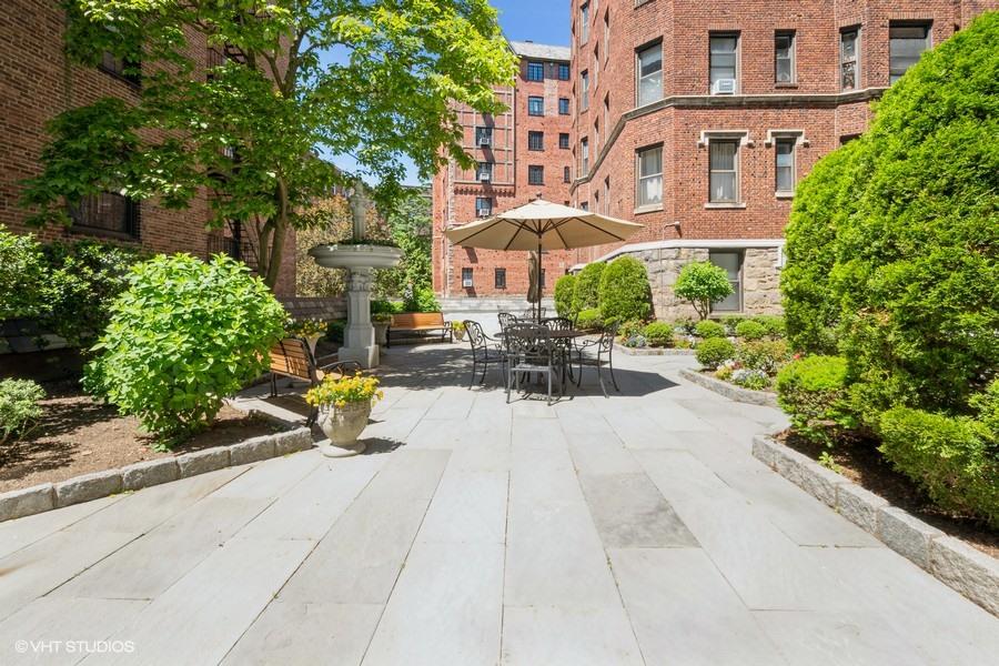 31 Pondfield Road #68, Bronxville, New York image 16