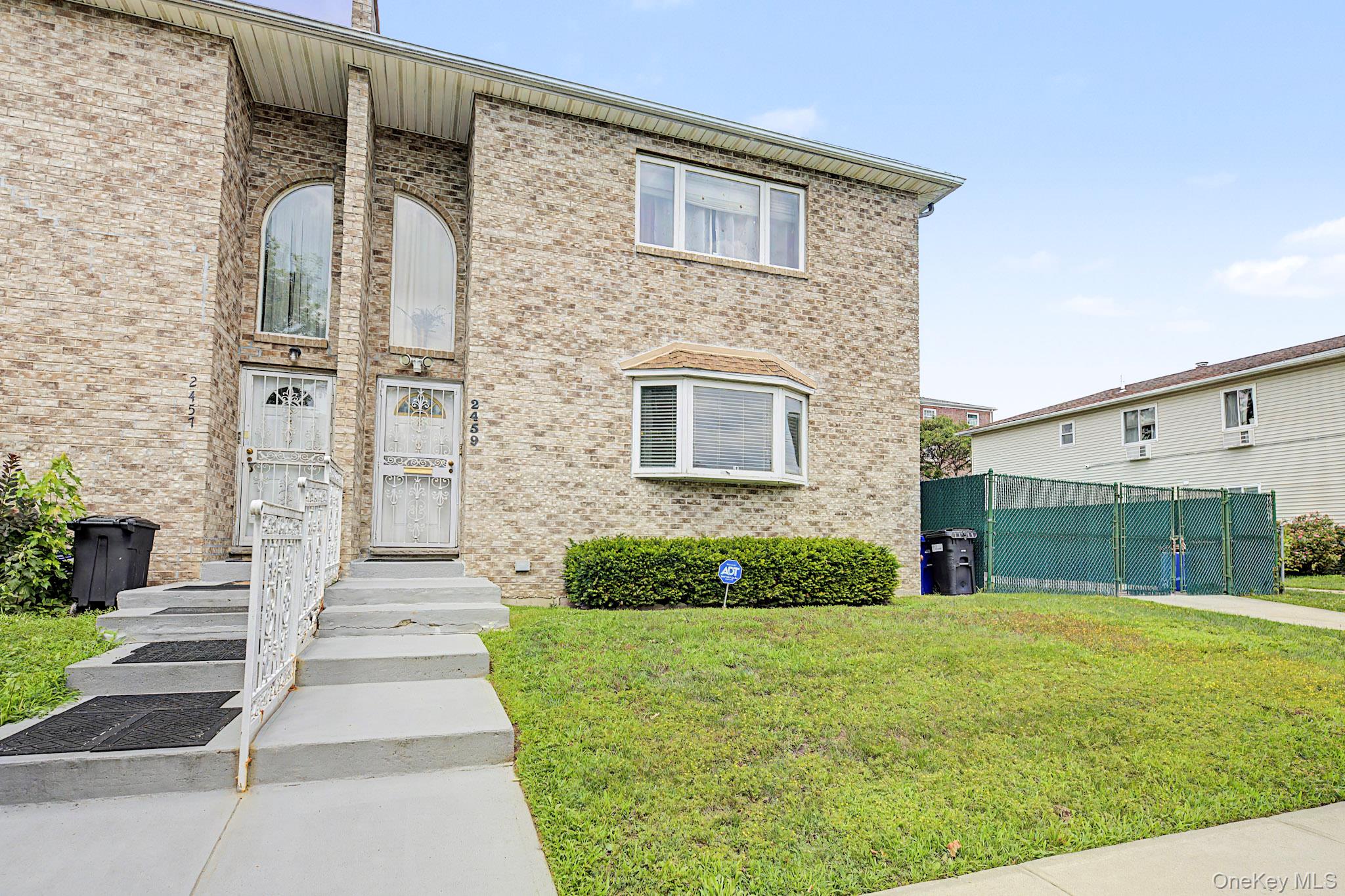 2459 Lodovick Avenue