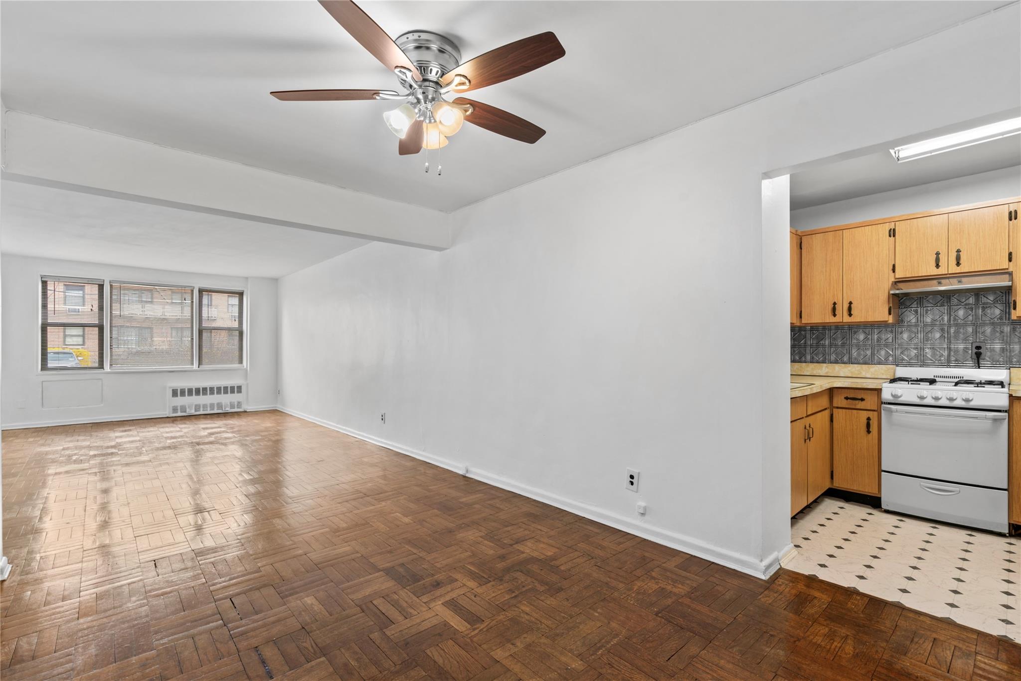 2 Birchwood Court #1B, Mineola, New York image 6
