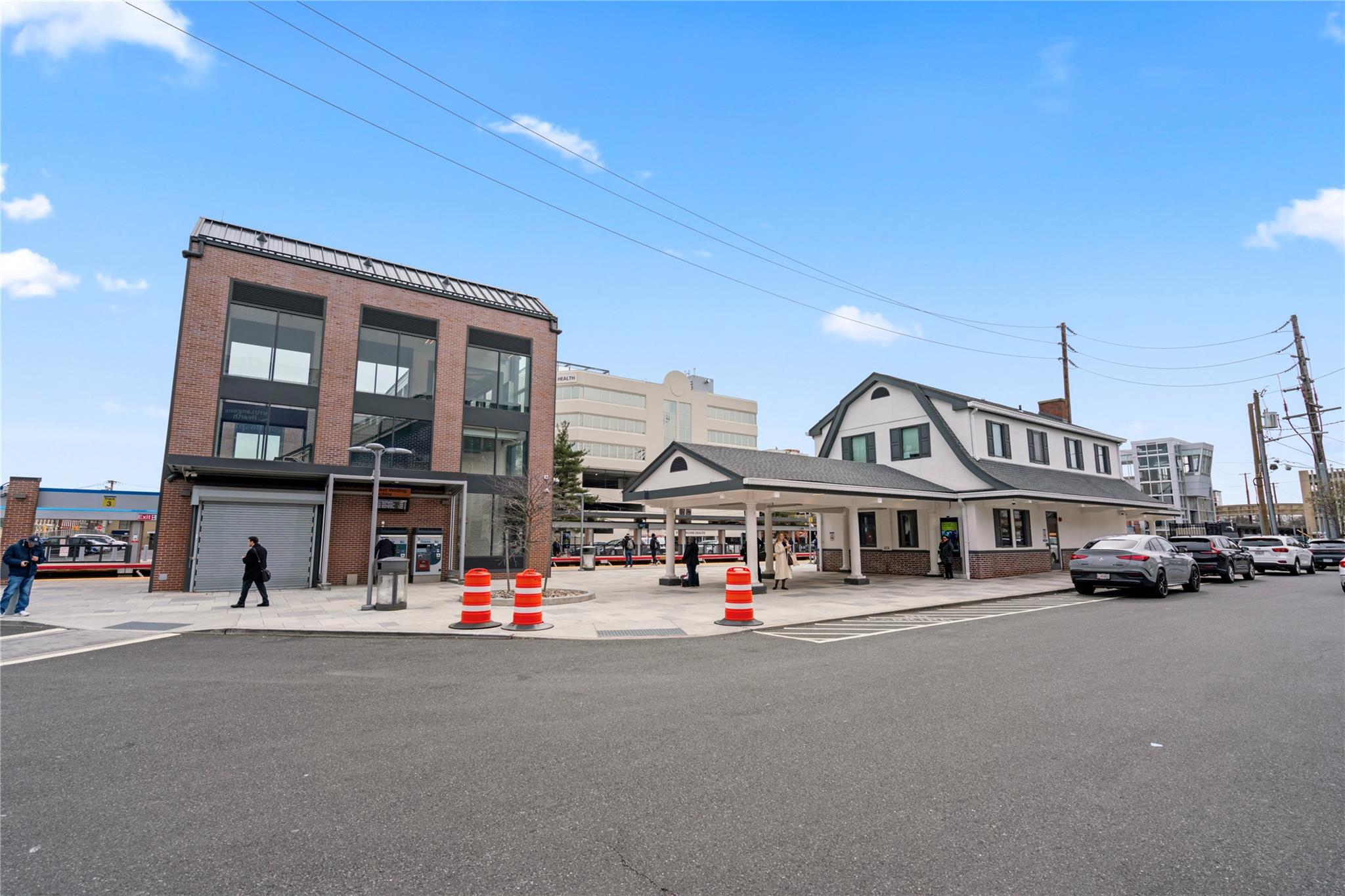 2 Birchwood Court #1B, Mineola, New York image 16