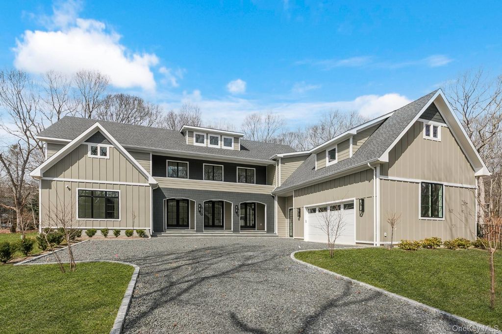 Photo of 1355 Little Peconic Bay Road, Cutchogue, NY 11935 (MLS # 979297)