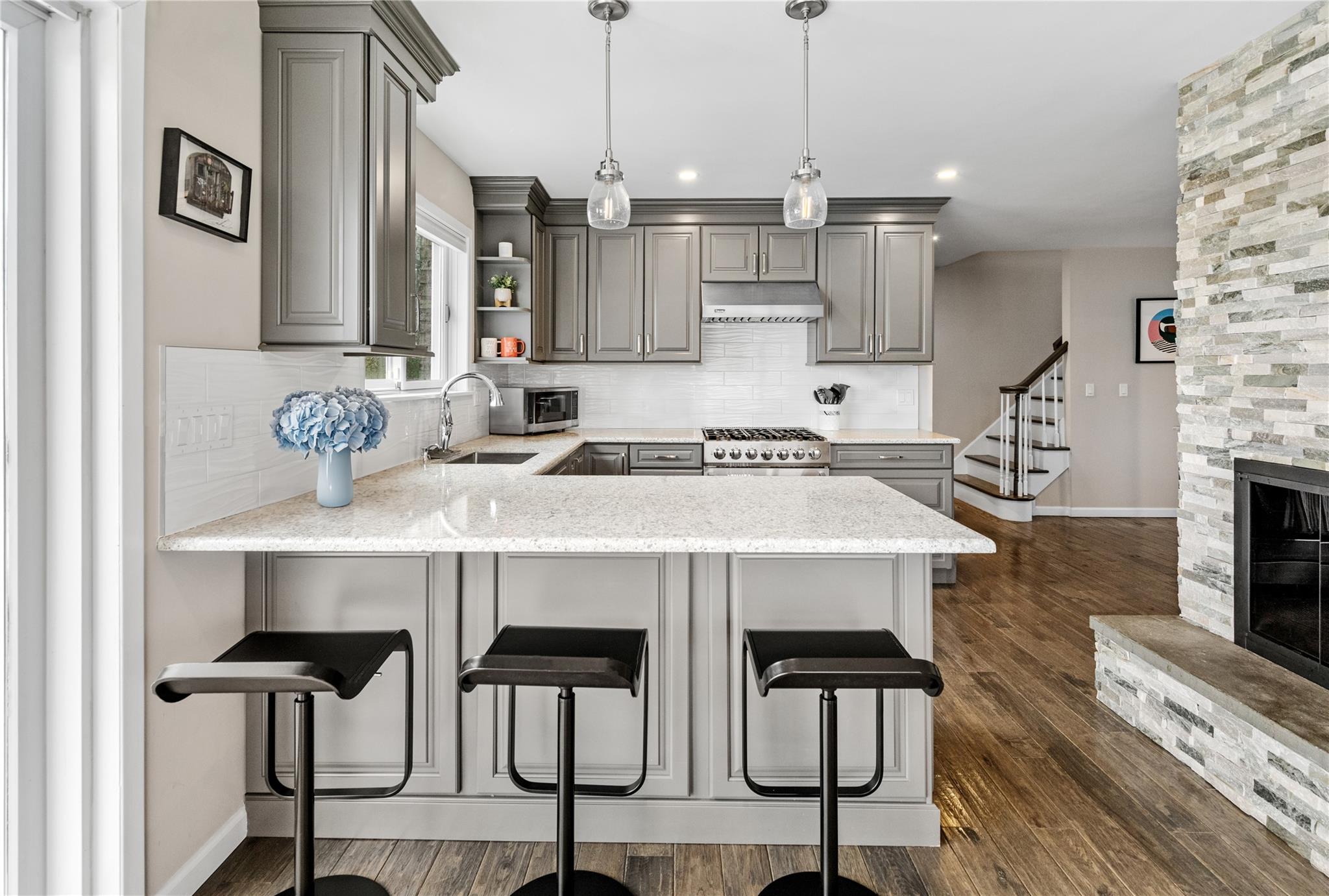13 Bayberry Lane, East Quogue, New York image 7