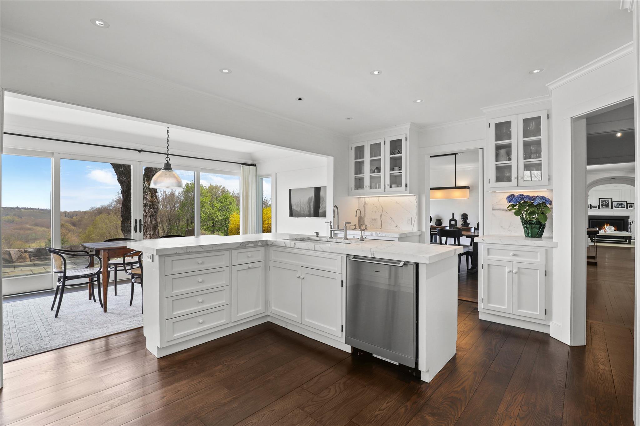 213 Baldwin Road, Mount Kisco, New York image 14