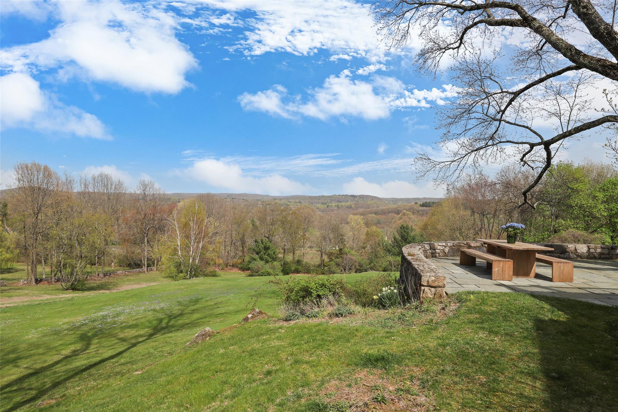213 Baldwin Road, Mount Kisco, New York image 2