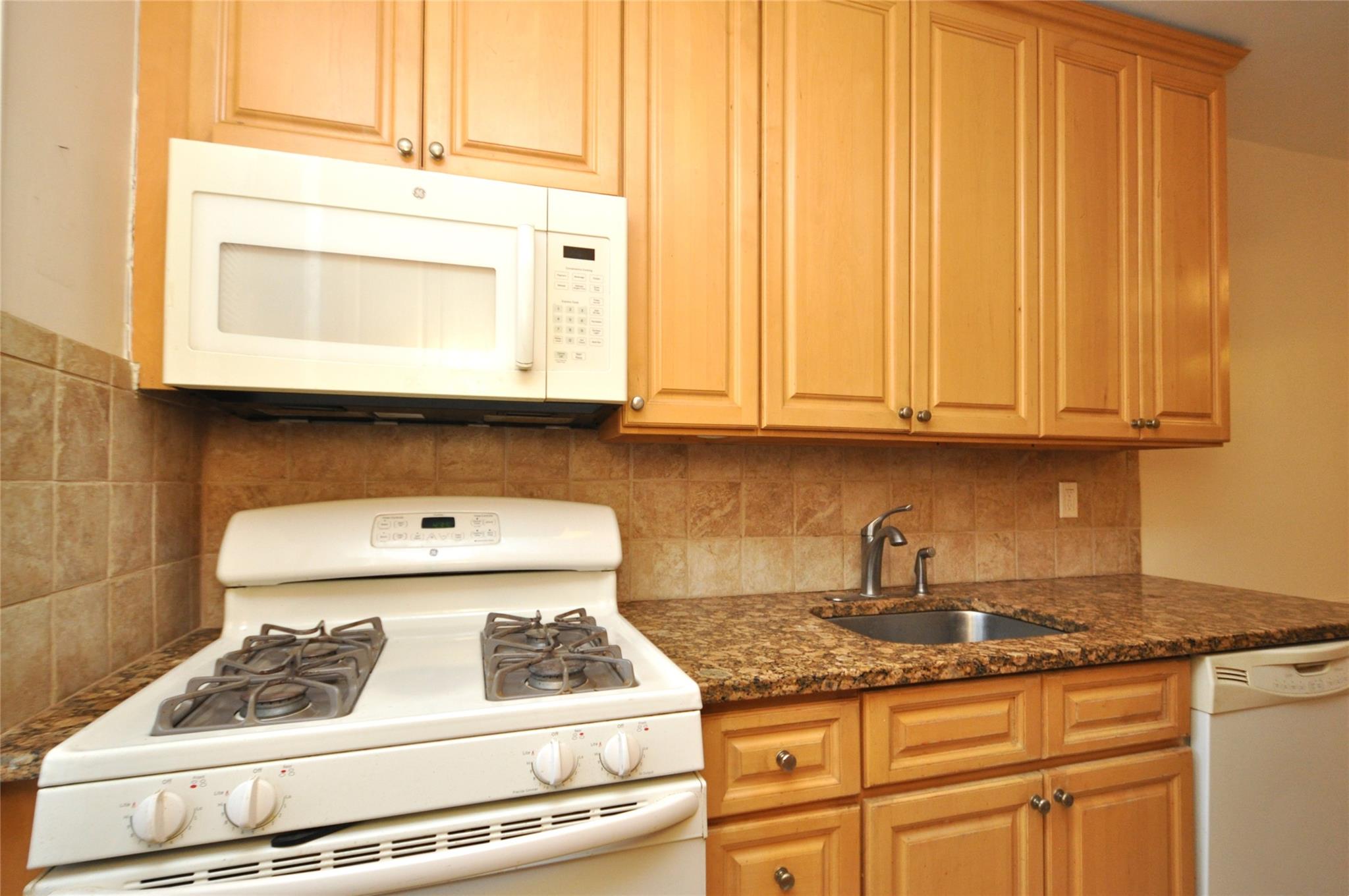 501 Riverdale Avenue #1K, Yonkers, New York image 9