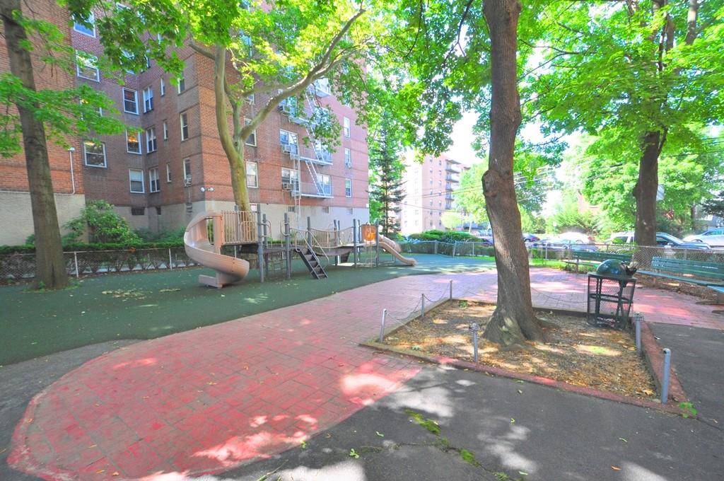 501 Riverdale Avenue #1K, Yonkers, New York image 35