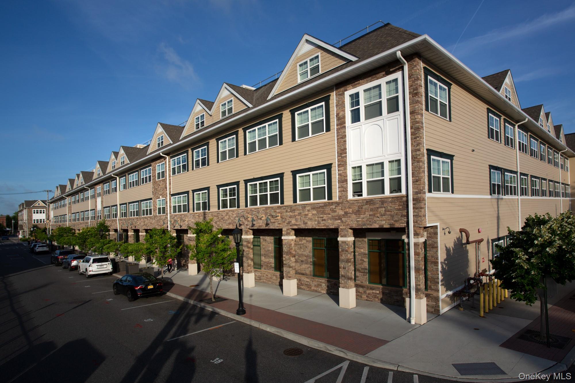 148 south front Street PH322
