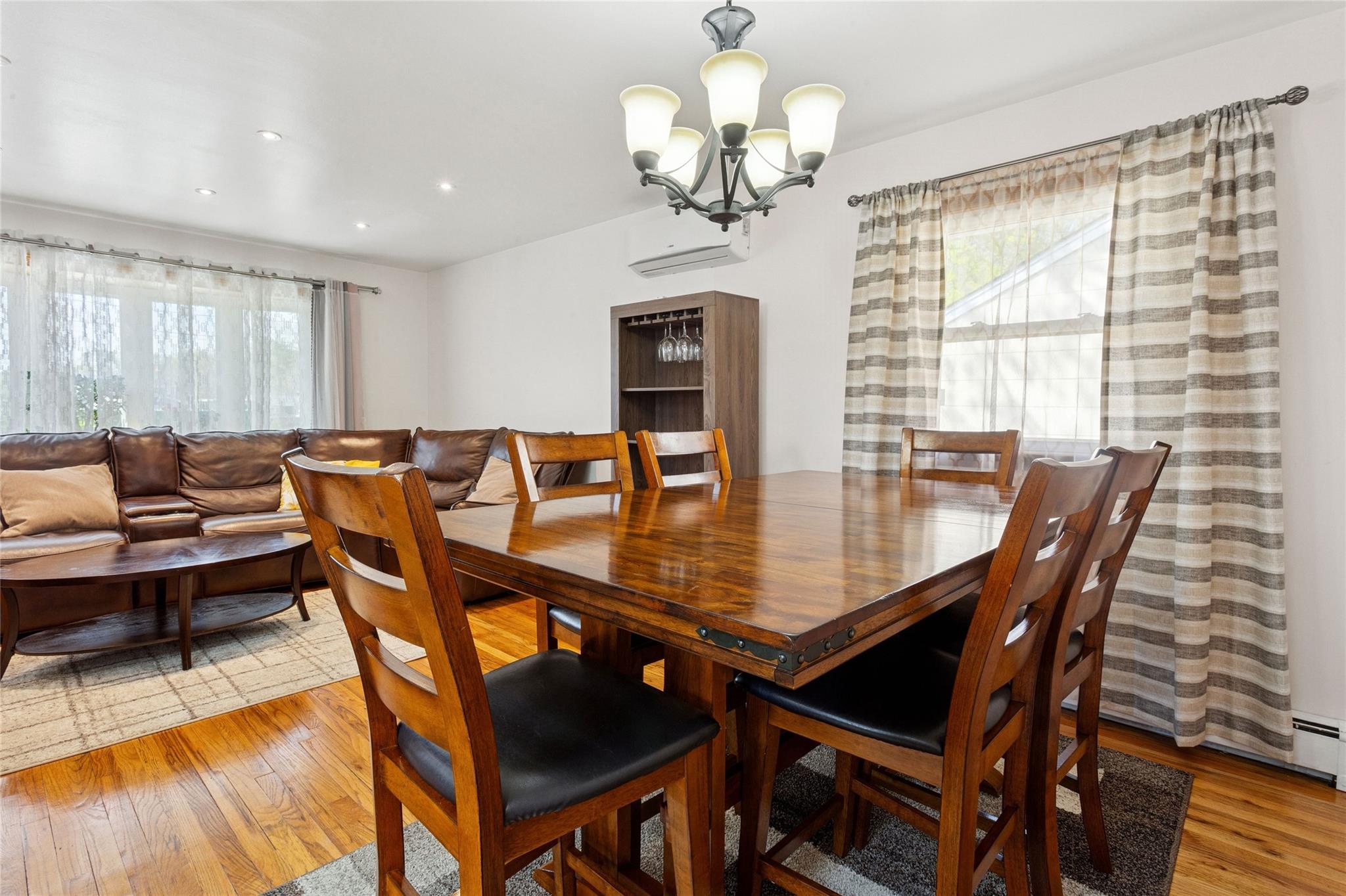 1663 John Street, Merrick, New York image 12