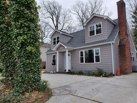 128 Bayville Avenue Bayville NY 11709