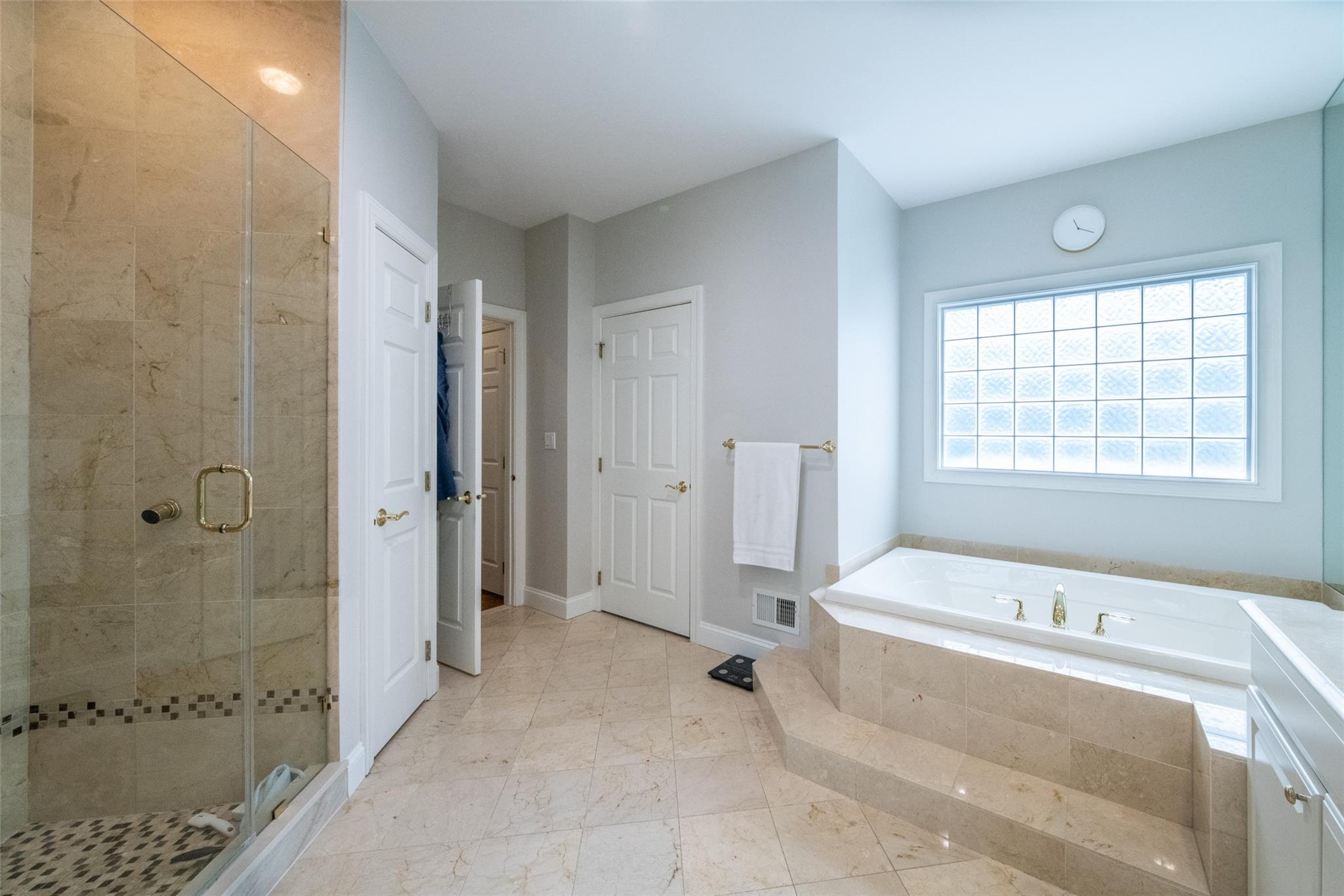11 Pebble Beach Lane, White Plains, New York image 22