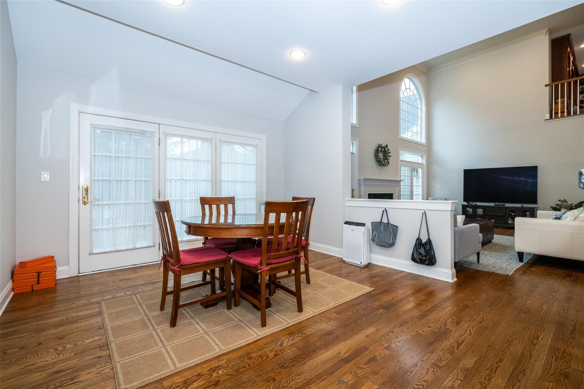 11 Pebble Beach Lane, White Plains, New York image 11